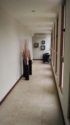 Se renta departamento en la torre Amura del desarrollo Alamar, 2